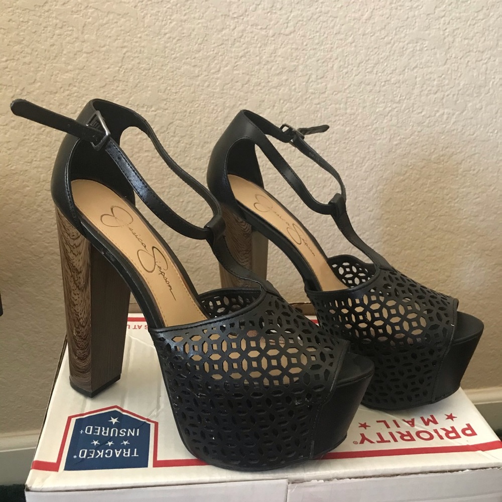 Jessica Simpson Dany platform heels 8